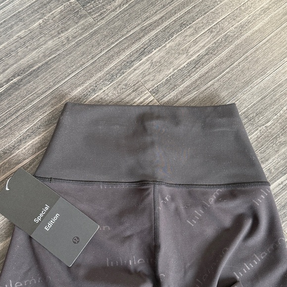 Lululemon Special Edition Wunder Train HR Tight 25” Logo - Picture 11 of 13